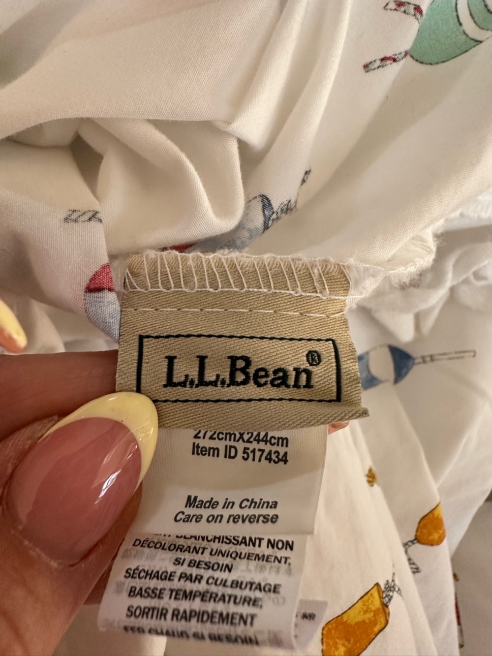L.L. Bean Sara Fitz Buoy Percale King Duvet, fitted sheet, 2 pillowcases/shams - Picture 8 of 8